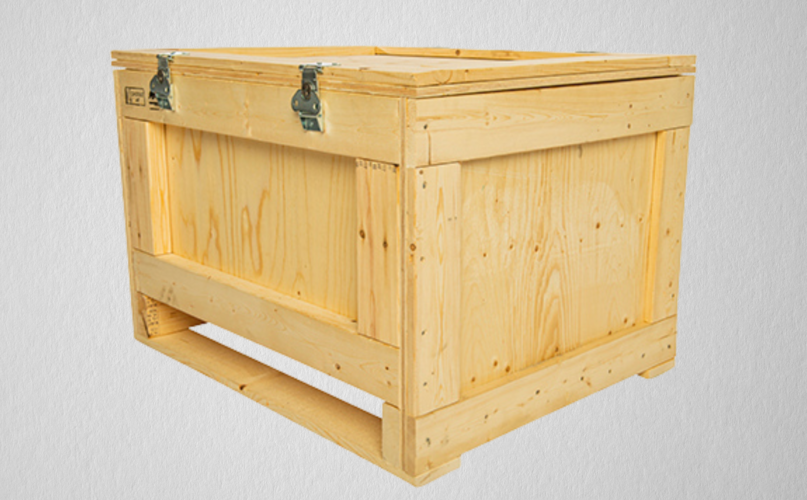 Hinged lid wooden crates manufacturer and supplier in Saudi Arabia for tool storage spare parts and reusable packaging
